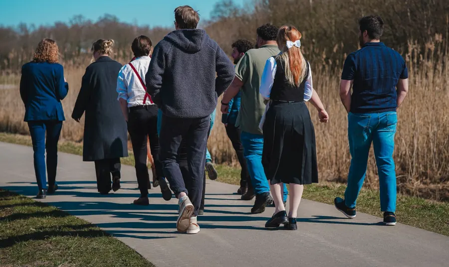 Het team van VR-Innovations tijdens een wandeling